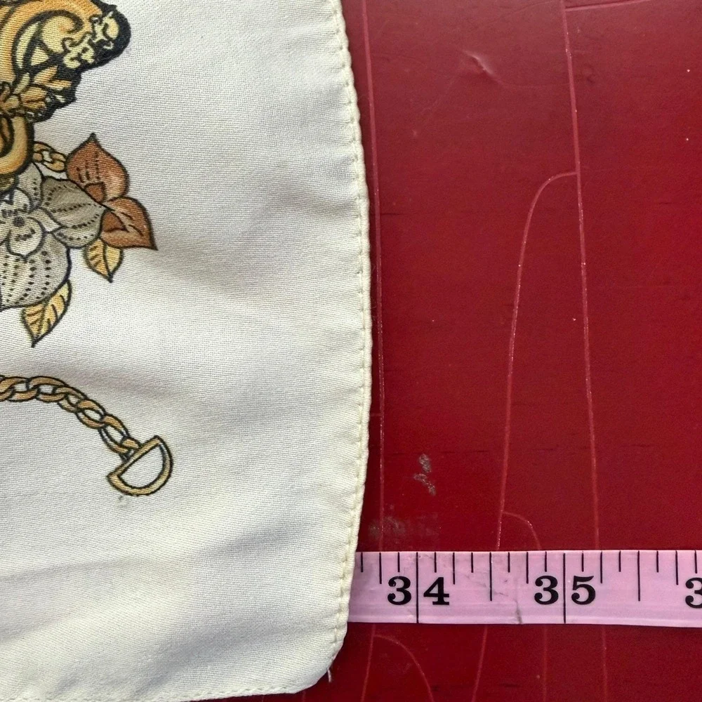 VTG Baroque Floral Chain Scarf Womens Cream Gold Classic Equestrian Cottagecore